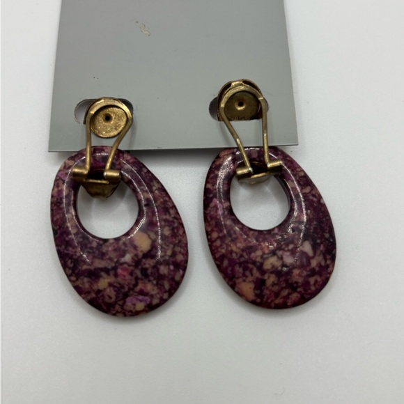 ✨5/$25✨ Purple and Gold Fashion Earrings - Picture 4 of 5